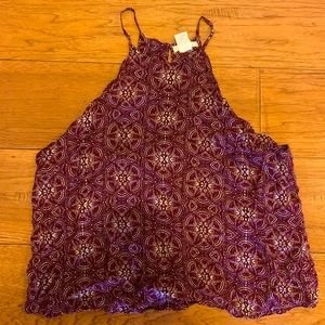 Maroon tank top with box neckline and fun pattern